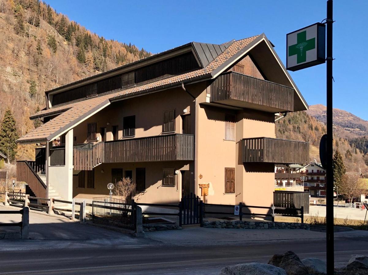 Tabla - Confort Ed Eleganza A 100 Mt Dagli Impianti Aprica Exterior photo